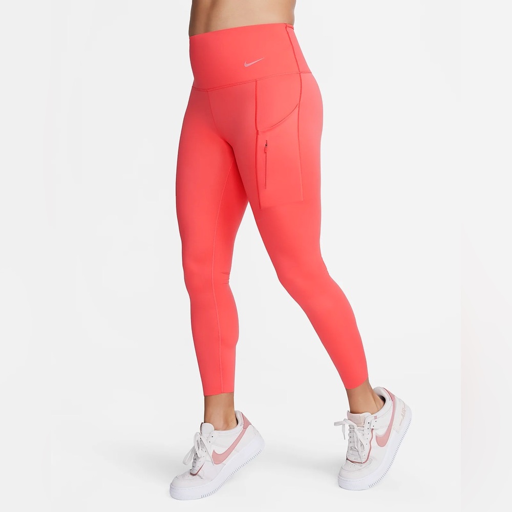 Women’s Nike Go Firm-Support High-Waisted 7/8
Leggings w Pockets Size XS BNWT